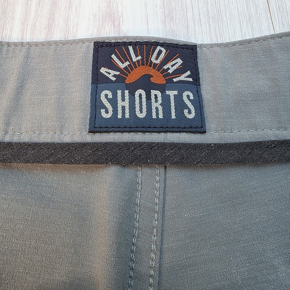 Faherty Shorts Men's 38 All Day Gray Chino Active Casual Outdoor Drawstring - Picture 4 of 9